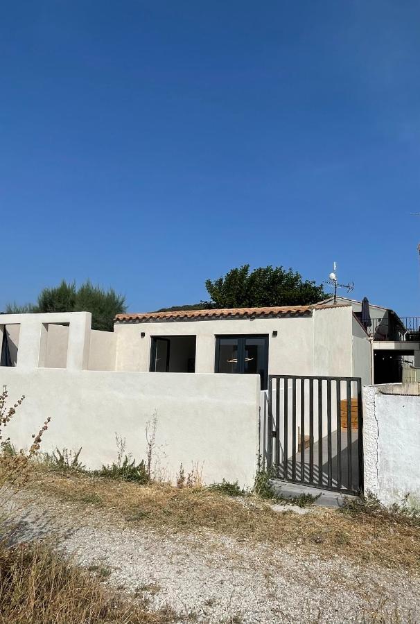 Holiday home Oasis Cove, Maisons Au Bord De L'eau, De *